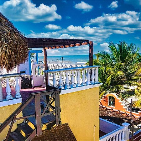 אל קויו Beachfront Casa Maya Lodge מראה חיצוני תמונה